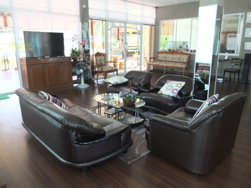 Ekaluk Place Inn Pattaya Esterno foto